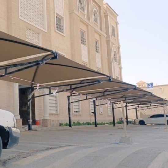 مظلات سيارات