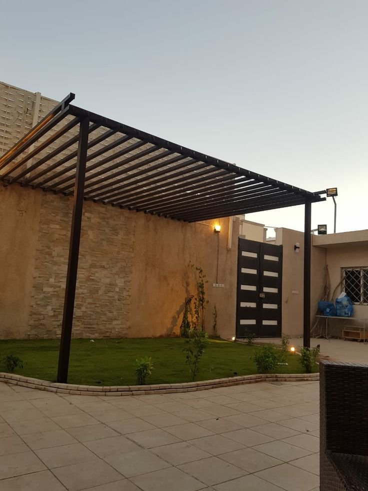 مظلات حدائق حديد